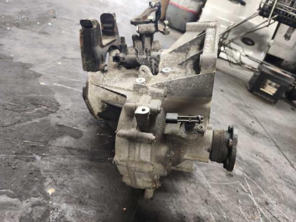 BOITE DE VITESSE MANUEL VAG 1.2i CODE: GSB - Vue 3